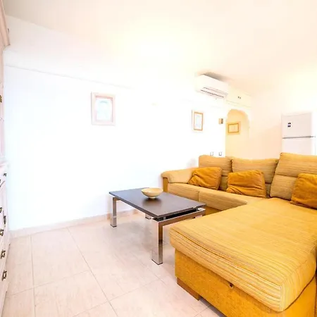 With One Bedroom In Fuengirola, With Private Pool - 50 M From The B... Apartment