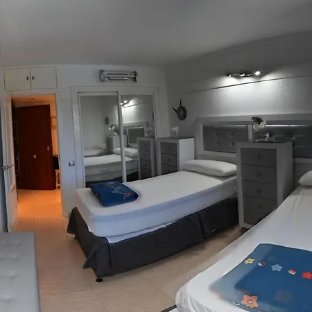With One Bedroom In Fuengirola, With Private Pool - 50 M From The B... Apartamento Fuengirola